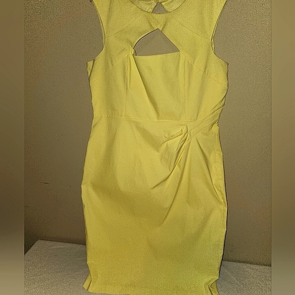 Yellow shift dress with bodice details  from Le Chateau! Xl